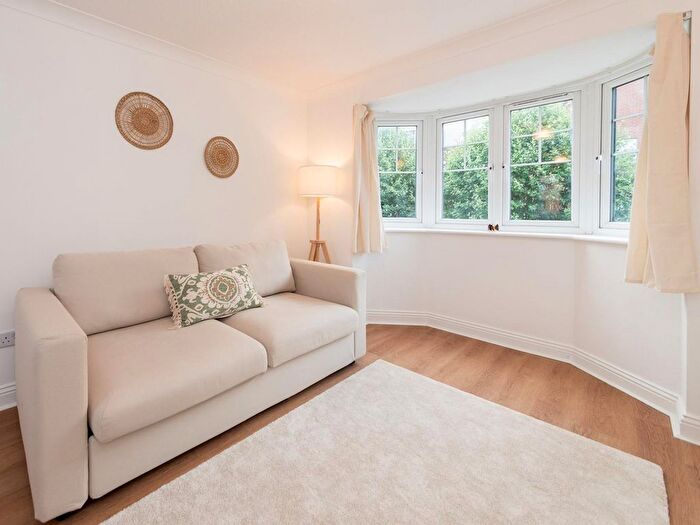 1 Bedroom Flat To Rent In Reading, RG1