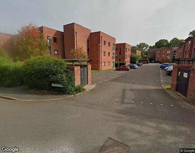 Town House To Rent In Hartley Court, Stoke-On-Trent, ST4