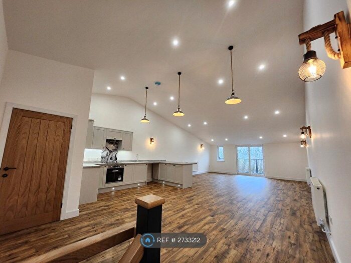 3 Bedroom Semi-detached House To Rent In Stoney Hill Barns, Launceston, PL15