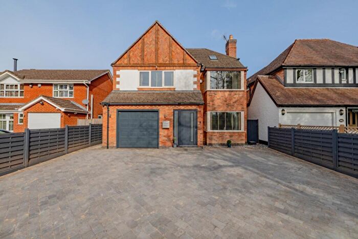5 Bedroom Detached House For Sale In Creynolds Lane, Cheswick Green, Solihull, West Midlands, B90