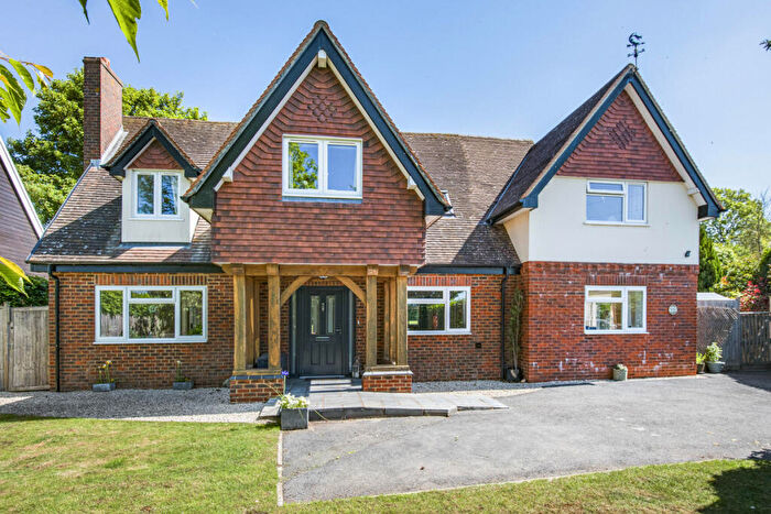 4 Bedroom Country House For Sale In Nuffield Lane, Nuffield, OX10