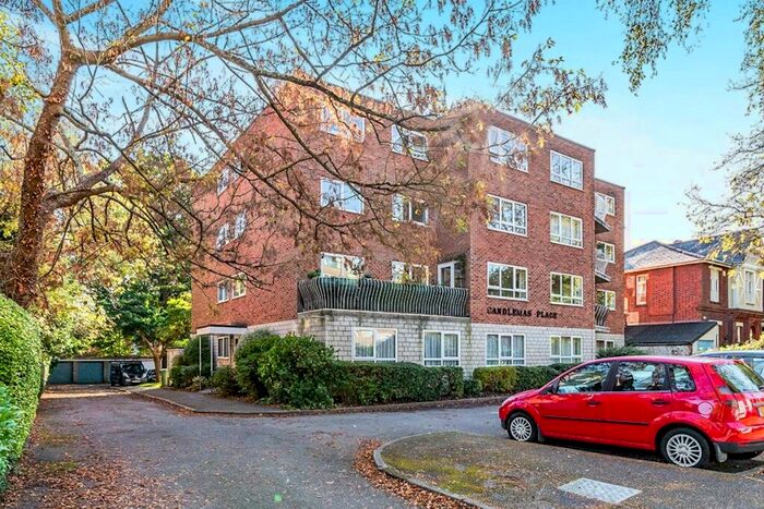 2 Bedroom Flat To Rent In Candlemas Place Westwood Road, Southampton, SO17