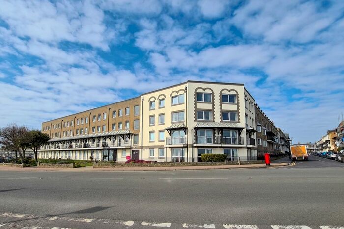 1 Bedroom Flat To Rent In Wellington Crescent, Ramsgate, Kent, CT11