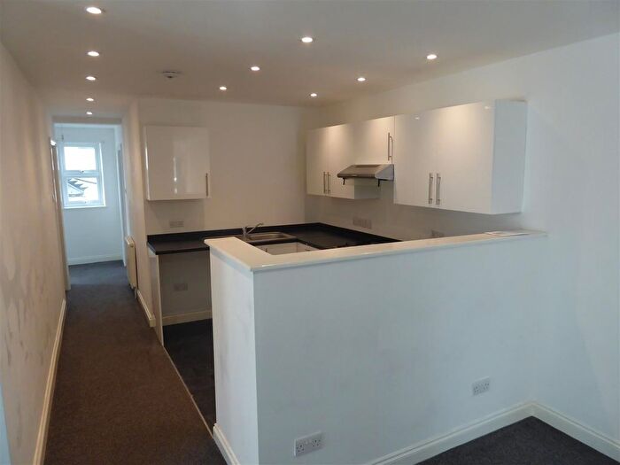 2 Bedroom Flat To Rent In Windmill Parade, Grange Road, Ramsgate, CT11