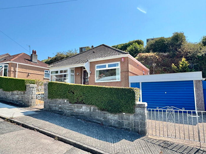 2 Bedroom Detached Bungalow For Sale In Little Ash Gardens, Saltash Passage, Plymouth, PL5