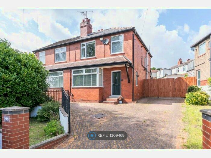 3 Bedroom Semi-Detached House To Rent In Stainburn Crescent, Leeds LS17