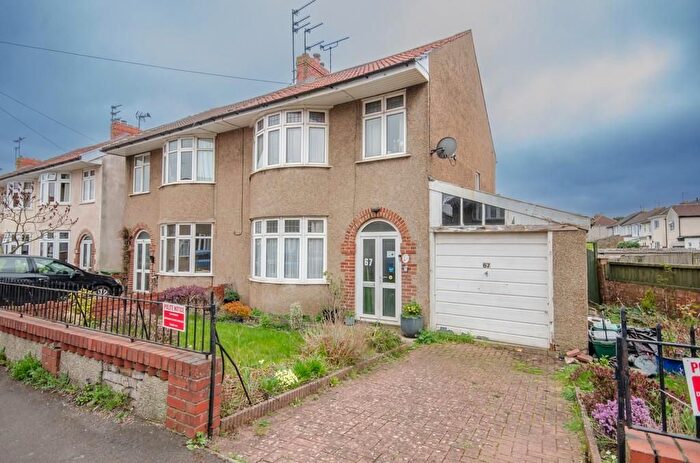 3 Bedroom End Of Terrace House For Sale In Coronation Road, Downend, Bristol, BS16