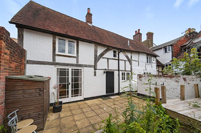 2 Bedroom Terraced House To Rent In High Street, Alton, Hampshire, GU34