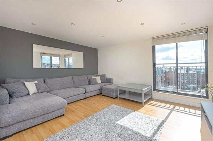 2 Bedroom Flat To Rent In Marconi House, Newcastle Upon Tyne, NE1