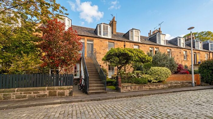 2 Bedroom Flat For Sale In Balmoral Place, Edinburgh, EH3