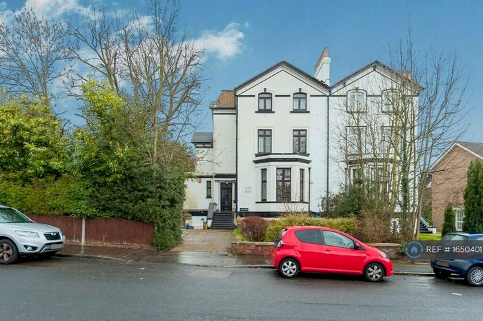 2 Bedroom Flat To Rent In Lawrie Park Crescent, London, SE26