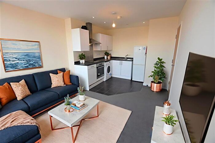 1 Bedroom Flat To Rent In Abbey House, Burleys Way, Leicester, LE1