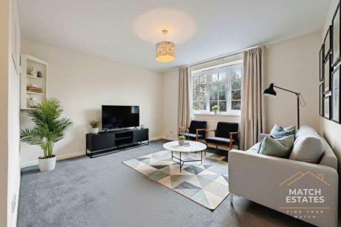 1 Bedroom Flat For Sale In Harbour Way, Folkestone, Kent, CT20