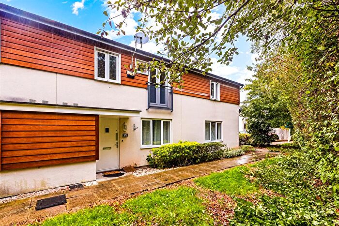 2 Bedroom End Terrace House For Sale In Watkin Road, Leicester, LE2