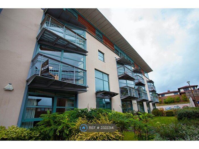 2 Bedroom Flat To Rent In North Werber Road, Edinburgh, EH4