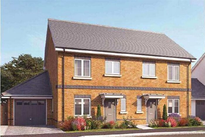 3 Bedroom Semi-Detached House For Sale In Little Green, Aston Clinton, Aylesbury, HP22