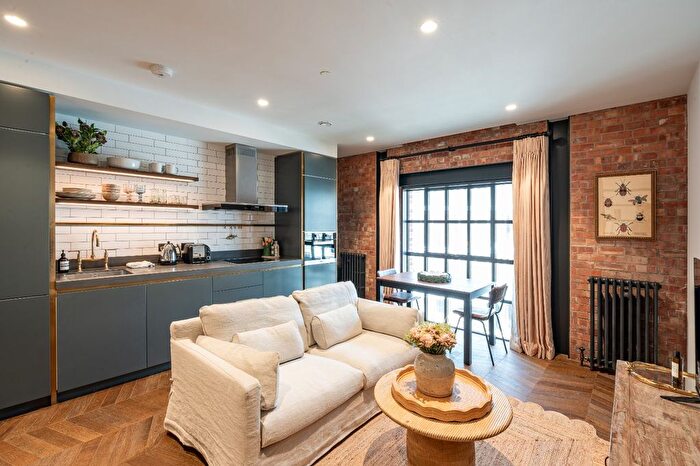 Studio To Rent In Circus Road West, London, SW11