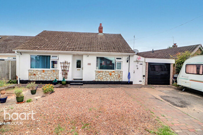 2 Bedroom Detached Bungalow For Sale In Wragby Road, Bardney, LN3