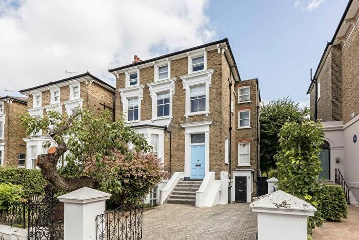 2 Bedroom Flat To Rent In Grove Park Road, Chiswick, W4