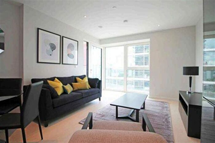 1 Bedroom Flat For Sale In Cassia Point, Glasshouse Gardens, Stratford, London, E20