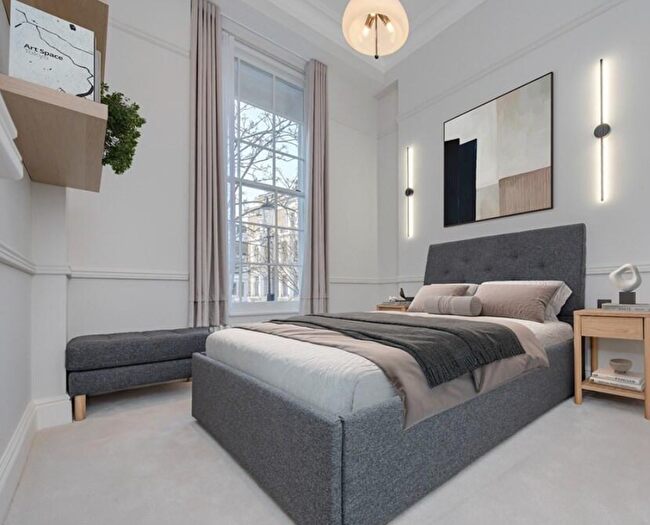 2 Bedroom Flat To Rent In Redcliffe Gardens, London, SW10