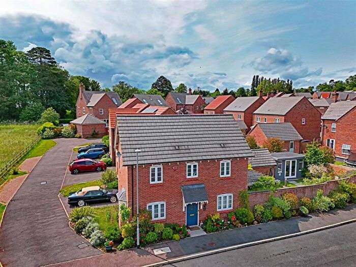 3 Bedroom Detached House For Sale In Furrow Way, Great Glen, Leicestershire, LE8