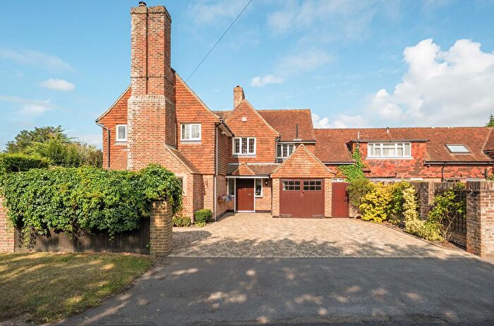 4 Bedroom Link Detached House For Sale In Sandhills, St. Catherines Road, Hayling Island, Hampshire, PO11