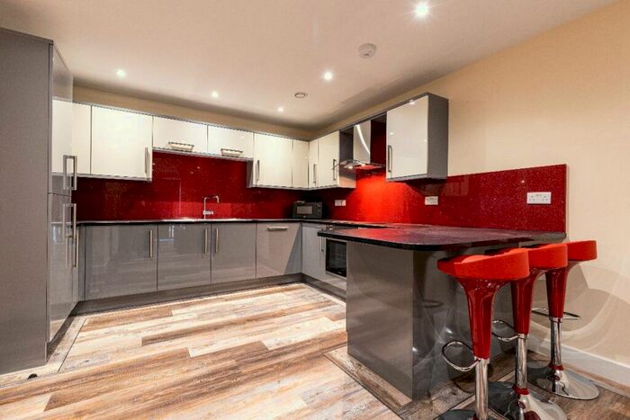 3 Bedroom Apartment To Rent In Ecco, S11