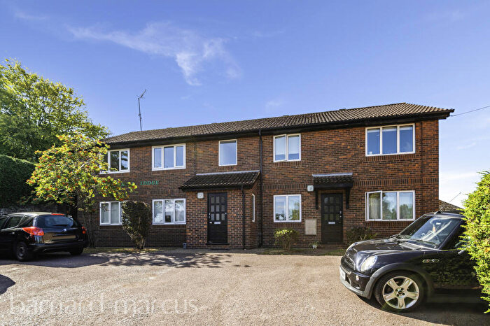 2 Bedroom Flat To Rent In Furze Hill, Redhill, RH1