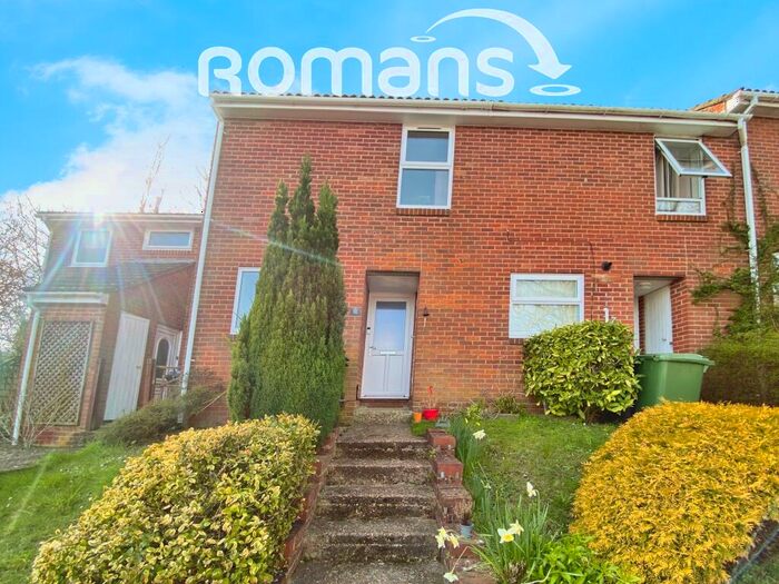 3 Bedroom Terraced House To Rent In May Tree Close, Winchester, SO22