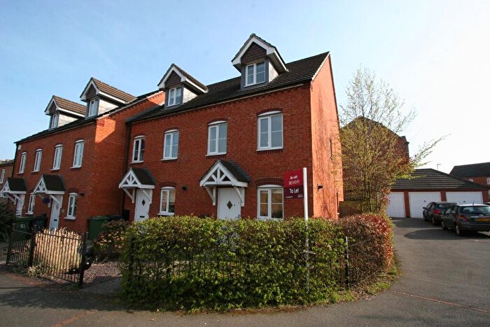 3 Bedroom Town House To Rent In Darwin Crescent, Loughborough, LE11