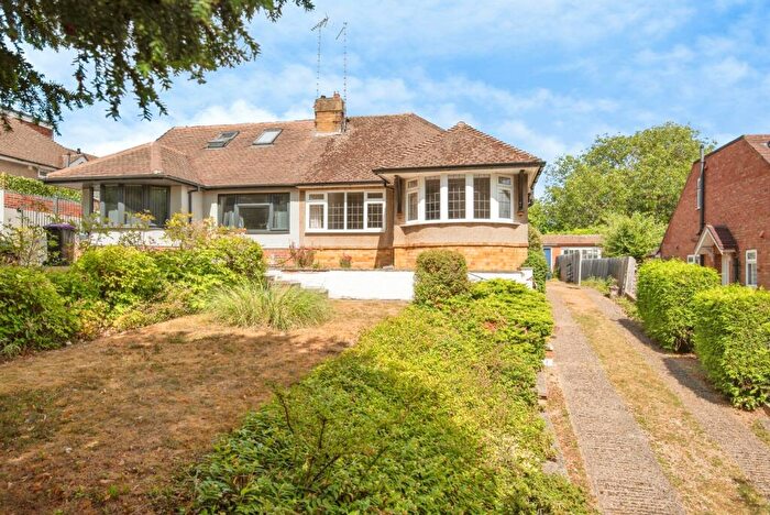 2 Bedroom Bungalow For Sale In Whitehill Road, Hitchin, Hertfordshire, SG4