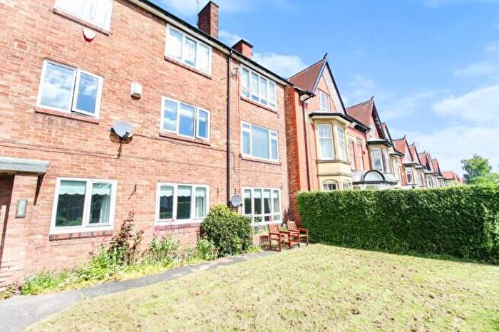 2 Bedroom Apartment To Rent In The Drive, Gosforth, NE3