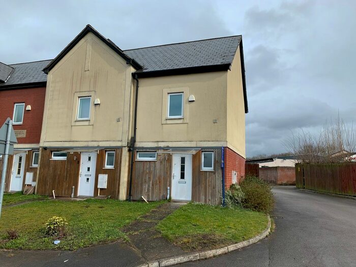 3 Bedroom Terraced House For Sale In Pool Street, Poolstock, Wigan, WN3