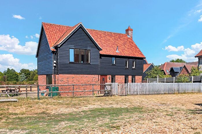4 Bedroom Detached House For Sale In Mill Lane, Stetchworth, CB8