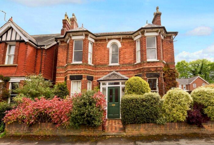 2 Bedroom Flat To Rent In Southampton Street, Farnborough, GU14