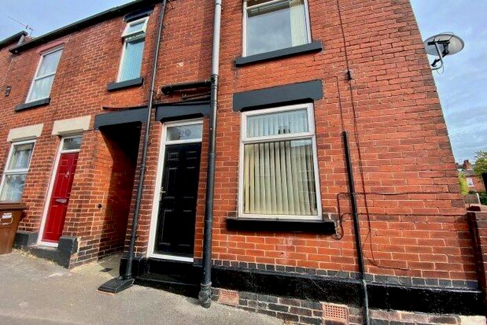 2 Bedroom Terraced House To Rent In Nettleham Road, Sheffield, S8
