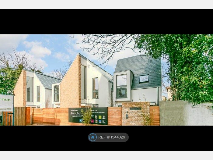 2 Bedroom Terraced House To Rent In Foundry Row, Surbiton, KT6