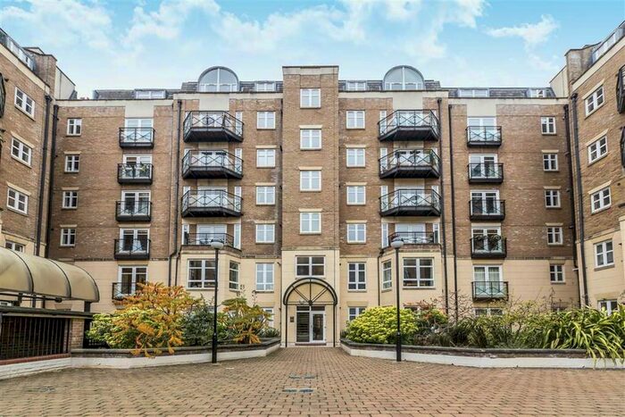 2 Bedroom Flat To Rent In Swan Street, London, SE1