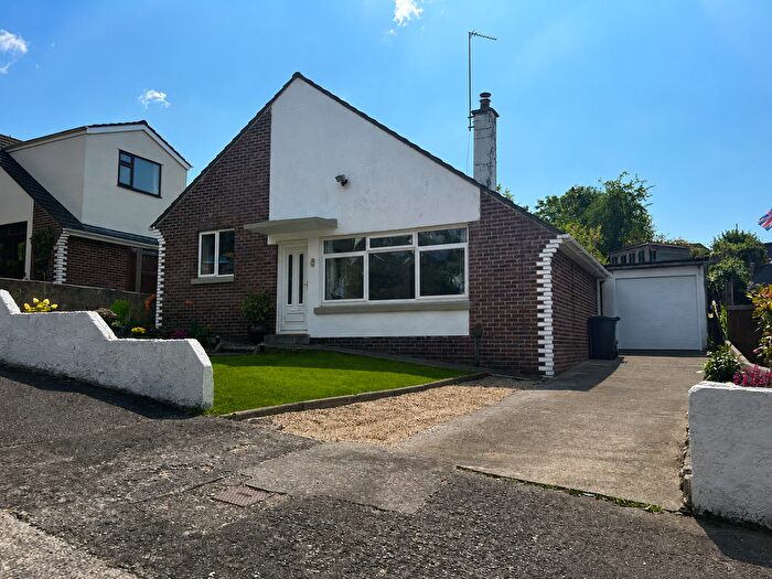 2 Bedroom Bungalow For Sale In Newtake Rise, Newton Abbot, TQ12