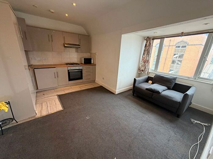 2 Bedroom Flat To Rent In Station Road, Harrow, Middlesex, HA1
