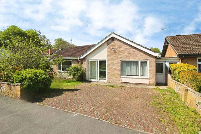 3 Bedroom Detached Bungalow To Rent In Windermere, Swindon, SN3
