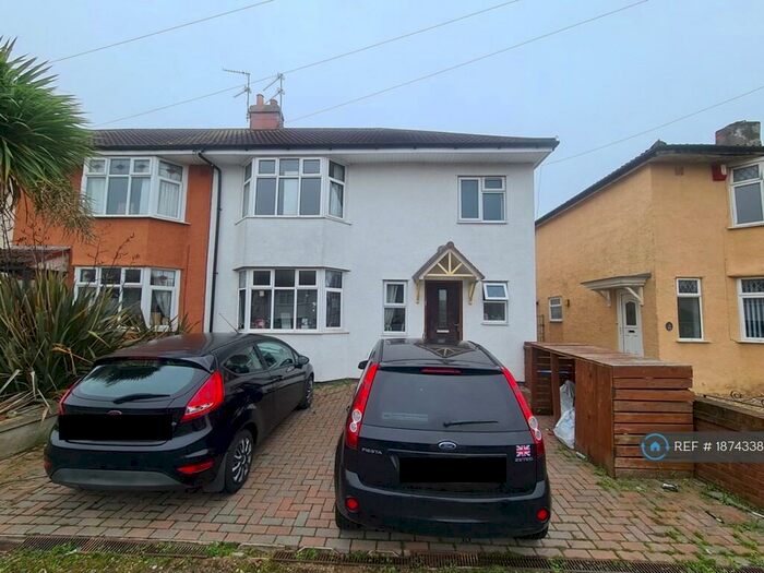 7 Bedroom Semi-Detached House To Rent In Wallscourt Road, Filton, Bristol, BS34