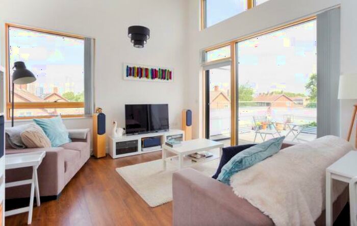 2 Bedroom Flat To Rent In Abbey Road, London, E15