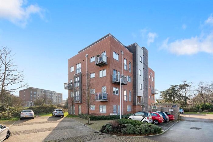 1 Bedroom Flat To Rent In Babylon Heights, Stones Avenue, Dartford, Kent, DA1