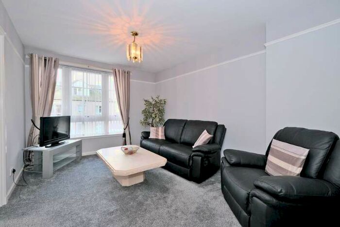 2 Bedroom Flat To Rent In Charlotte Apartments, City Centre, Aberdeen, AB25