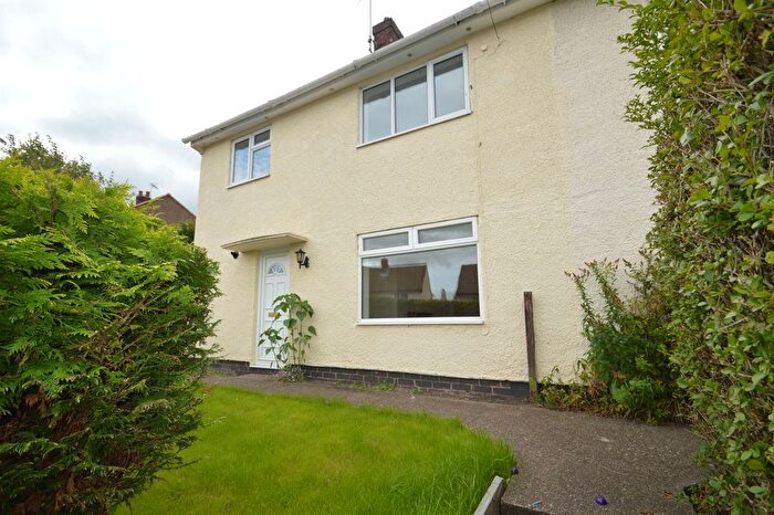 3 Bedroom End Of Terrace House To Rent In Queensway, Rugeley, WS15