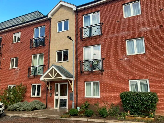 2 Bedroom Flat To Rent In Canalbridge Close, Loughborough, Leicestershire, LE11