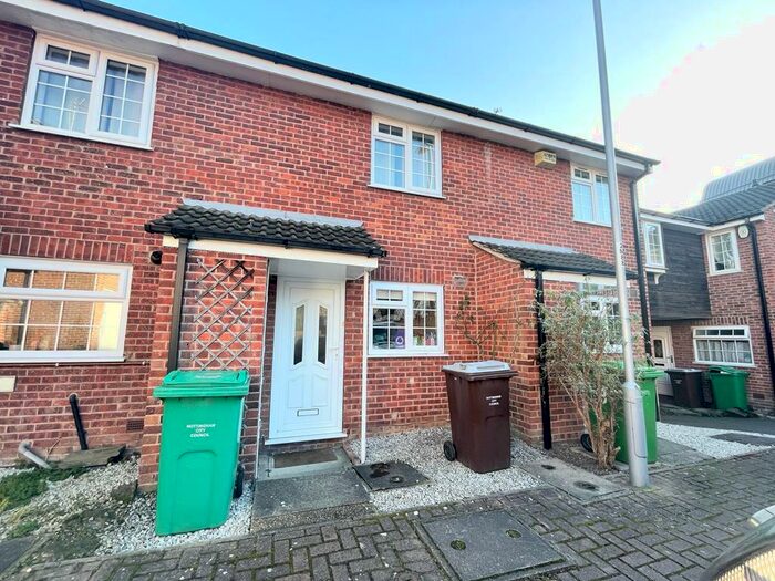 3 Bedroom Terraced House To Rent In Matlock Court, Nottingham, NG1