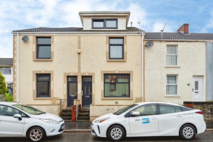 3 Bedroom Terraced House For Sale In Neath Road, Plasmarl, Swansea, SA6